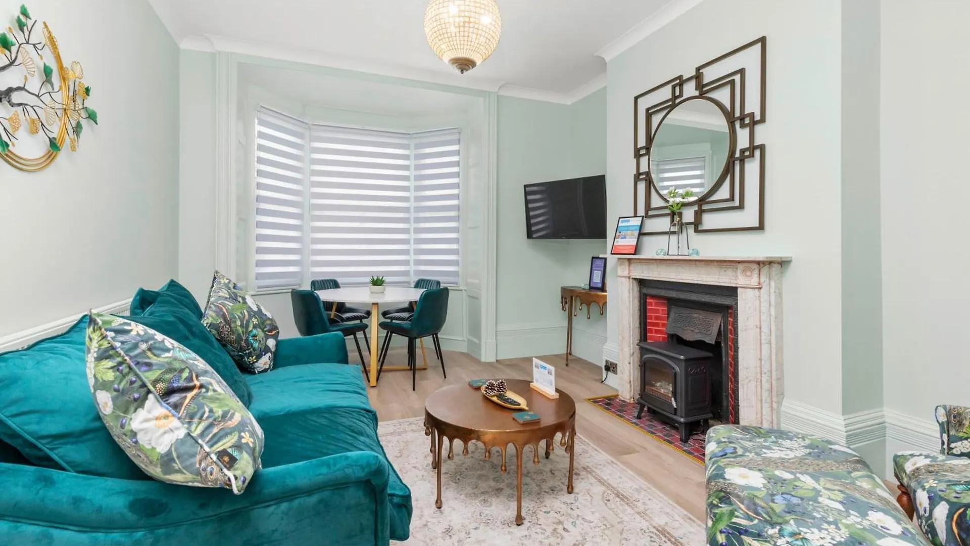 Coastal Breeze With Seaview By My Getaways Apartment Brighton United Kingdom